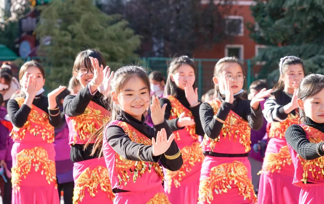 燦爛十一月，“英”你而精彩——洛陽東外小學部英語節(jié)